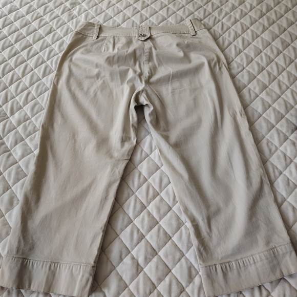 Sandro Cream Capris Lightweight Cotton Blend - Picture 6 of 7